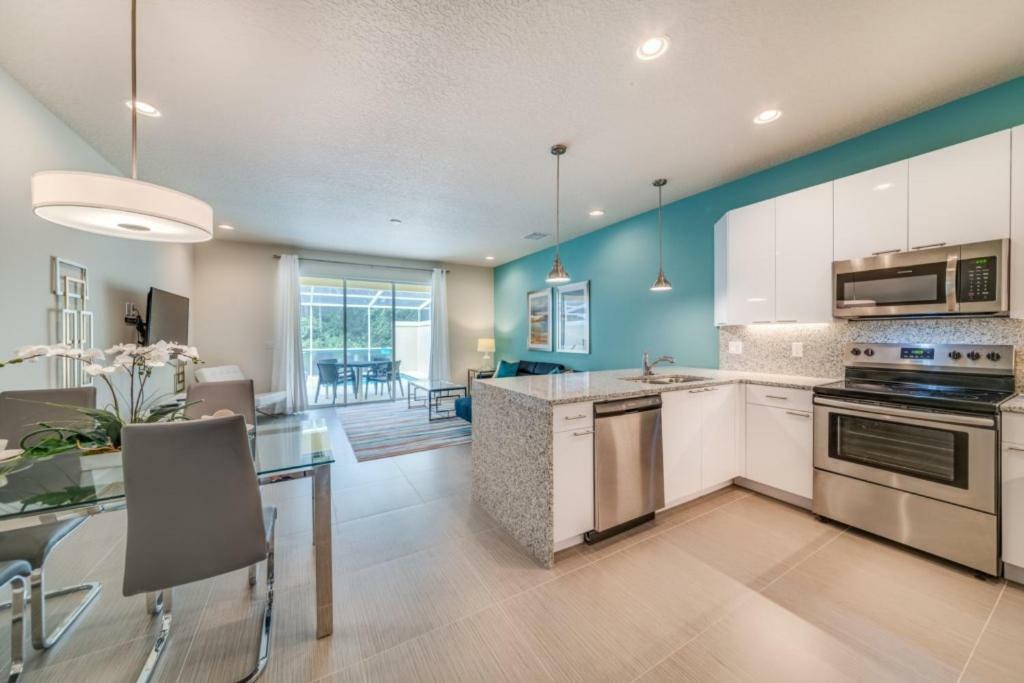 Pleasant Villa With Private Pool Near Disney Four Corners ภายนอก รูปภาพ