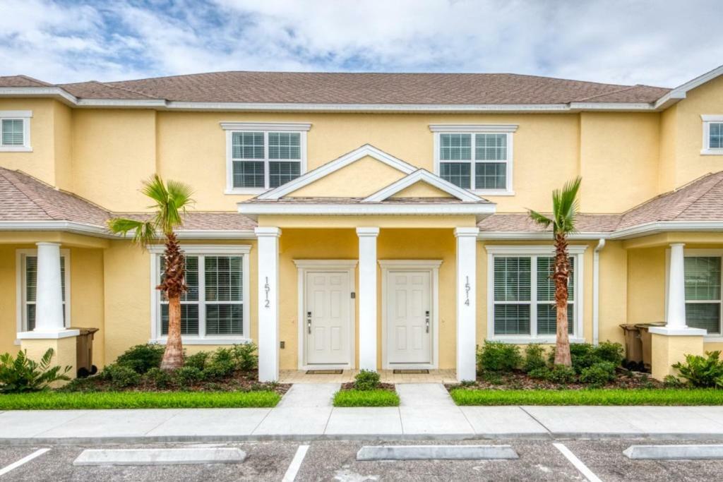 Pleasant Villa With Private Pool Near Disney Four Corners ภายนอก รูปภาพ