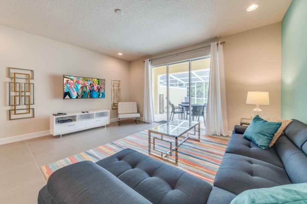 Pleasant Villa With Private Pool Near Disney Four Corners ภายนอก รูปภาพ